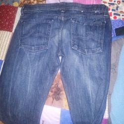 Clothing That's In Good Condition Still