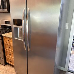 Frigidaire Gallery Refrigerator