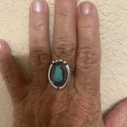 Vintage Native American, Turquoise, And Sterling Silver Ring Size 7 1/2