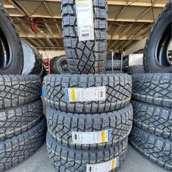 LT285/70R17 Set Of 4 Goodyear Wrangler M/T New Tires