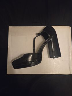 Black Platforms 