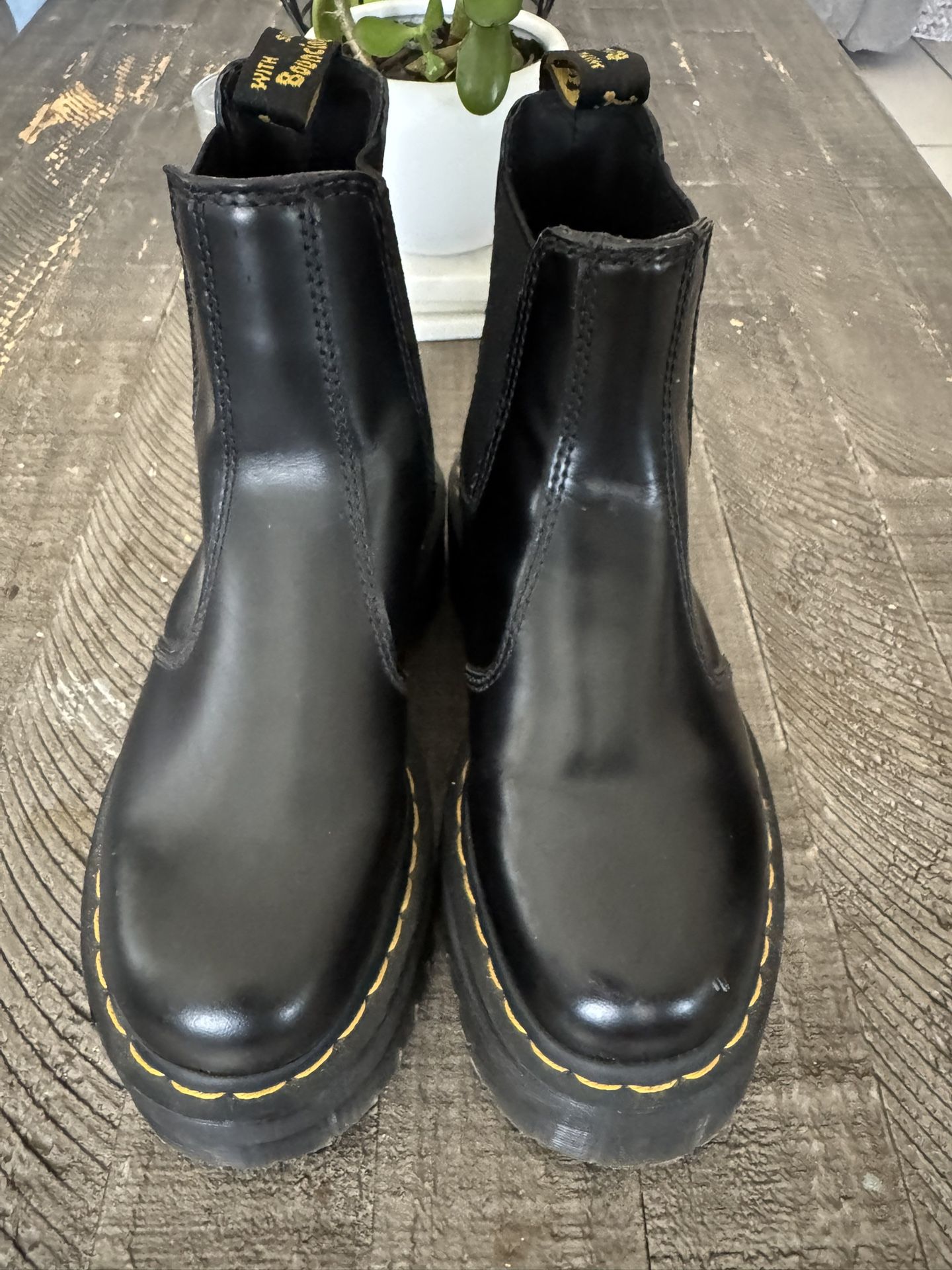 2976 SMOOTH LEATHER PLATFORM CHELSEA BOOTS