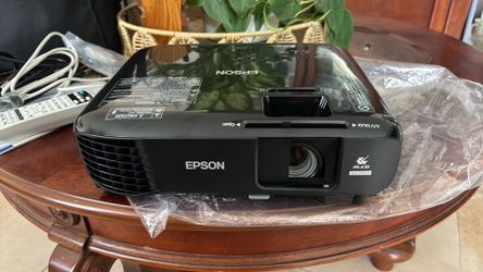 PROJECTOR  EPSON   EX9220