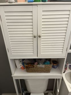 Storage Cabinets 