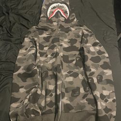 rep bape hoodie zip up 