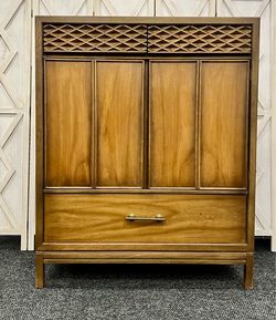 Bassett Furniture MCM Wood Dresser- Free Delivery NYC & NJ