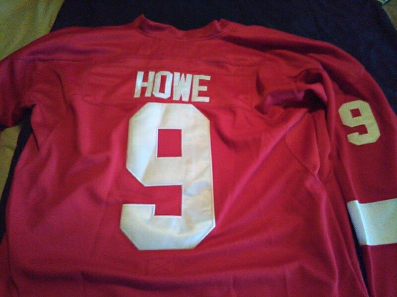 New gordie howe jersey all numbers and letters stitched excellent condition size 48