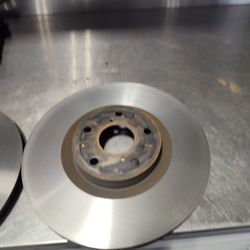 Front Rotors OEM From 2017 IS200T