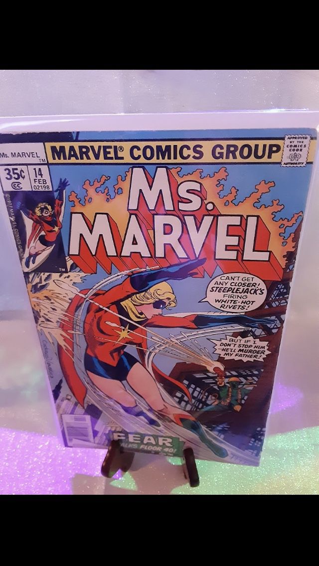 Marvel Comic Group #14 Miss Marvel 