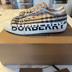 Burberry 8.5 Women Shoe