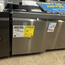 LG - ThinQ 24” Wide 3 Rack Dishwasher In Stainless Steel With True Steam 