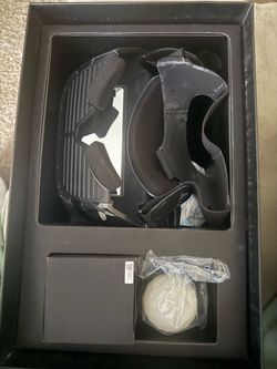VR Headset – Broken/For Parts