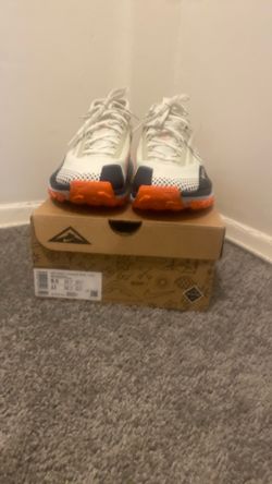 Used Nike React Pegasus Trail 4  GTX  Size 9.5 In Excellent Condition  Color Sea  Glass/Purple Ink Verre Marin $65