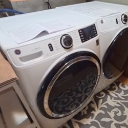 GE UltraFresh Washer & Dryer Set – Like New (< 1 Year Old)