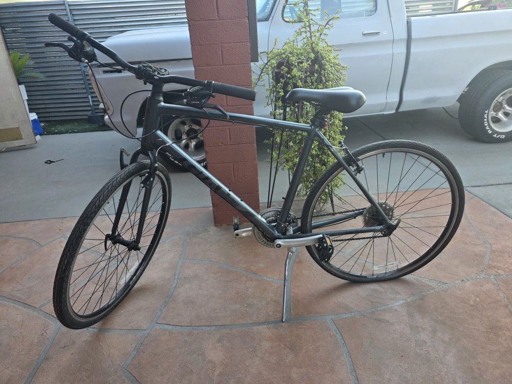 Giant Sedona L3 Bike