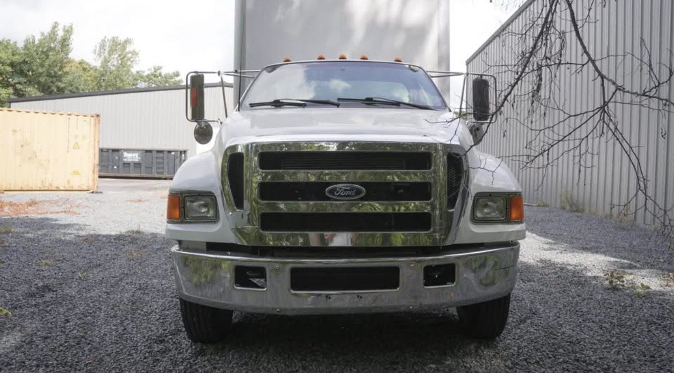 2004 Ford Ford F-650