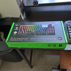Razer Blackwidow V3 Mini Hyperspeed Phantom Edition 65% Wireless Gaming Keyboard