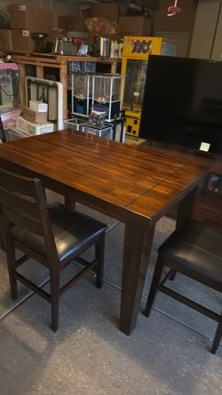 Dark wood, almost new table