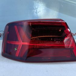 2016-2018 AUDI A6 S6 LEFT OUTER TAIL LIGHT 