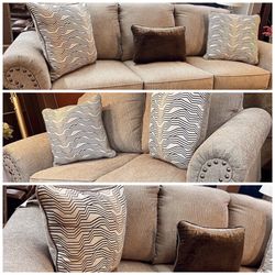Sofa & Loveseat 