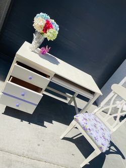 Shabby Chic Desk and chair