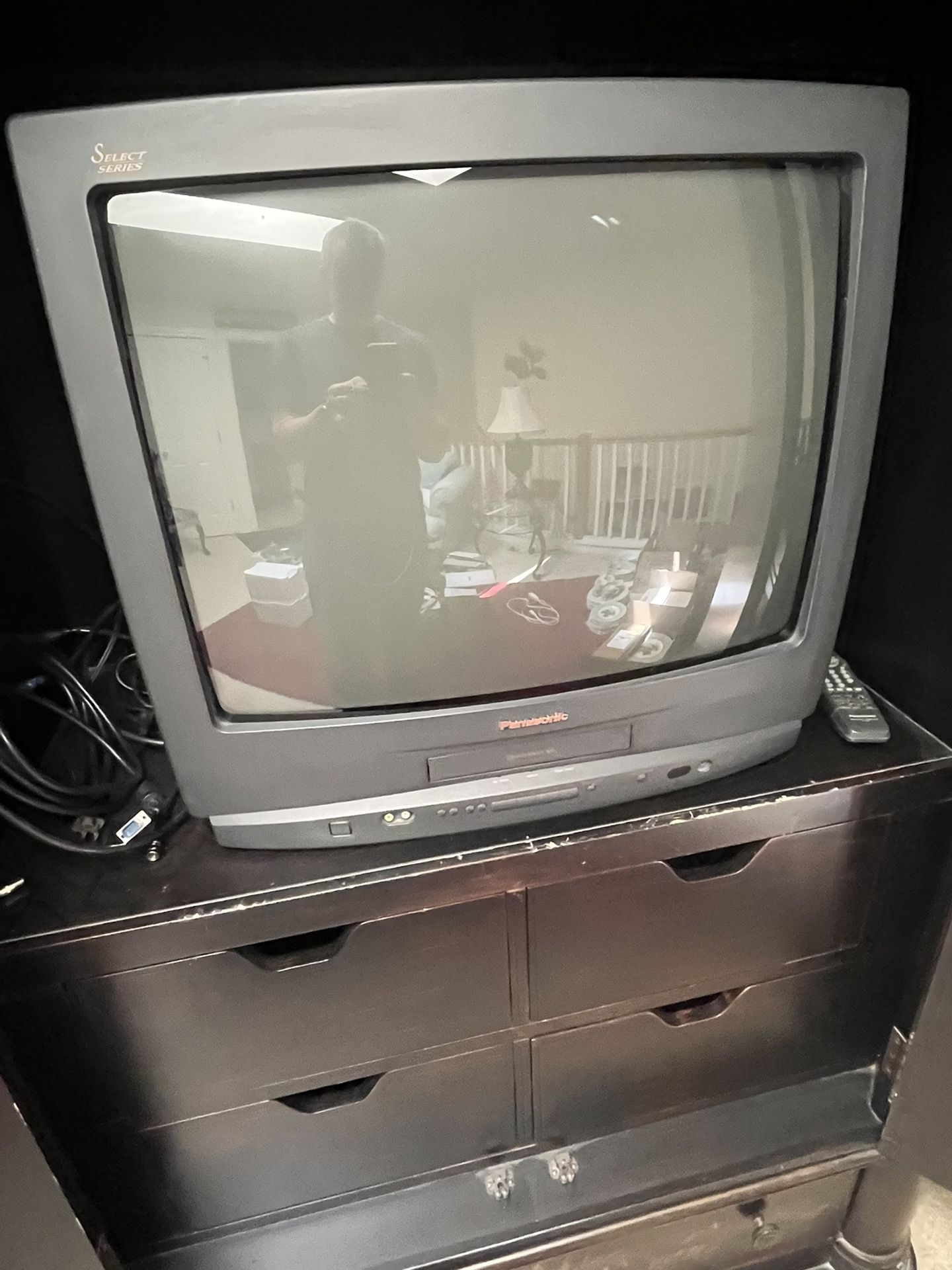 Panasonic 26” TV & VHS Video Player Combo