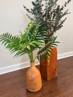 Artificial Plant Décor Set with 2 Wooden Planters – Tall Eucalyptus + Palm