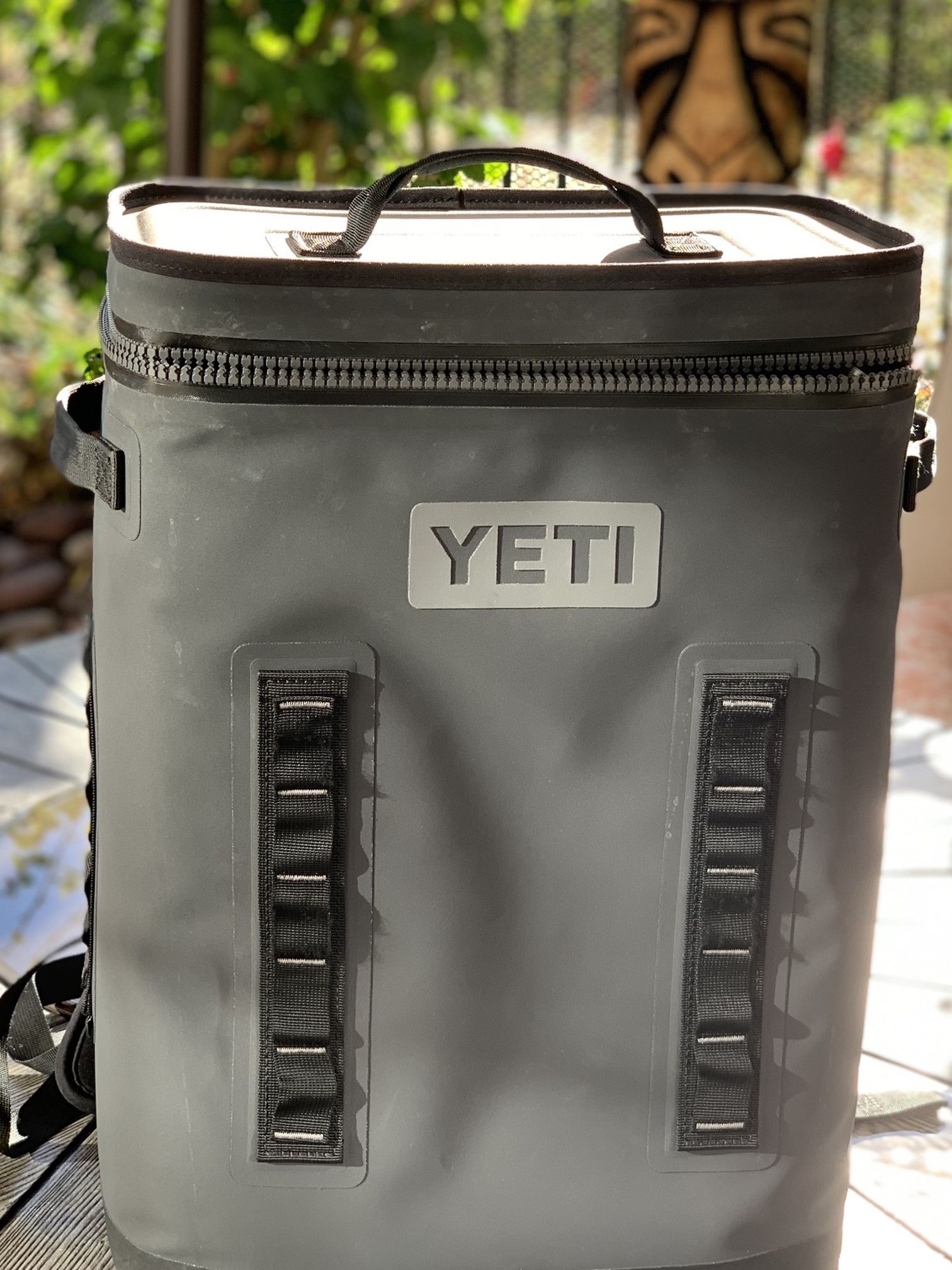 YETI Backflip 24 Soft Cooler - Backpack