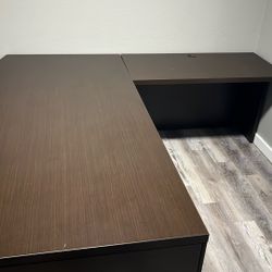 $50!!! Large L-Desk DBL Sided For Client Consultation 