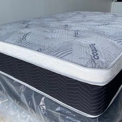 Queen Euro Bamboo Pillow Top Mattress!!