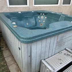 Spa - Hot Tub - Free