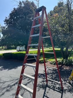 10FT Fiberglass step ladder