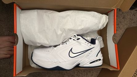 Nike Air Monarch 10