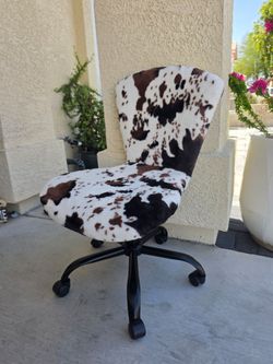 GIA Mid-Back Swivel Vanity & Office Chair (Cow Print)