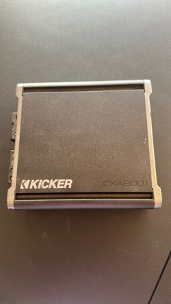 Kicker 800 w amp