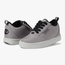 HEELYS Pro 20 - Size 2 Little Kid Sneakers