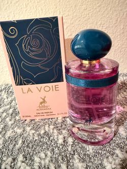 La voie (Giorgia Armani “My Way” dupe)