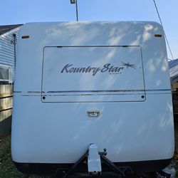 50% Off 34ft RV one Large Slider Very Nice