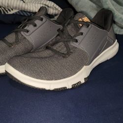 NIKE Training Shoes