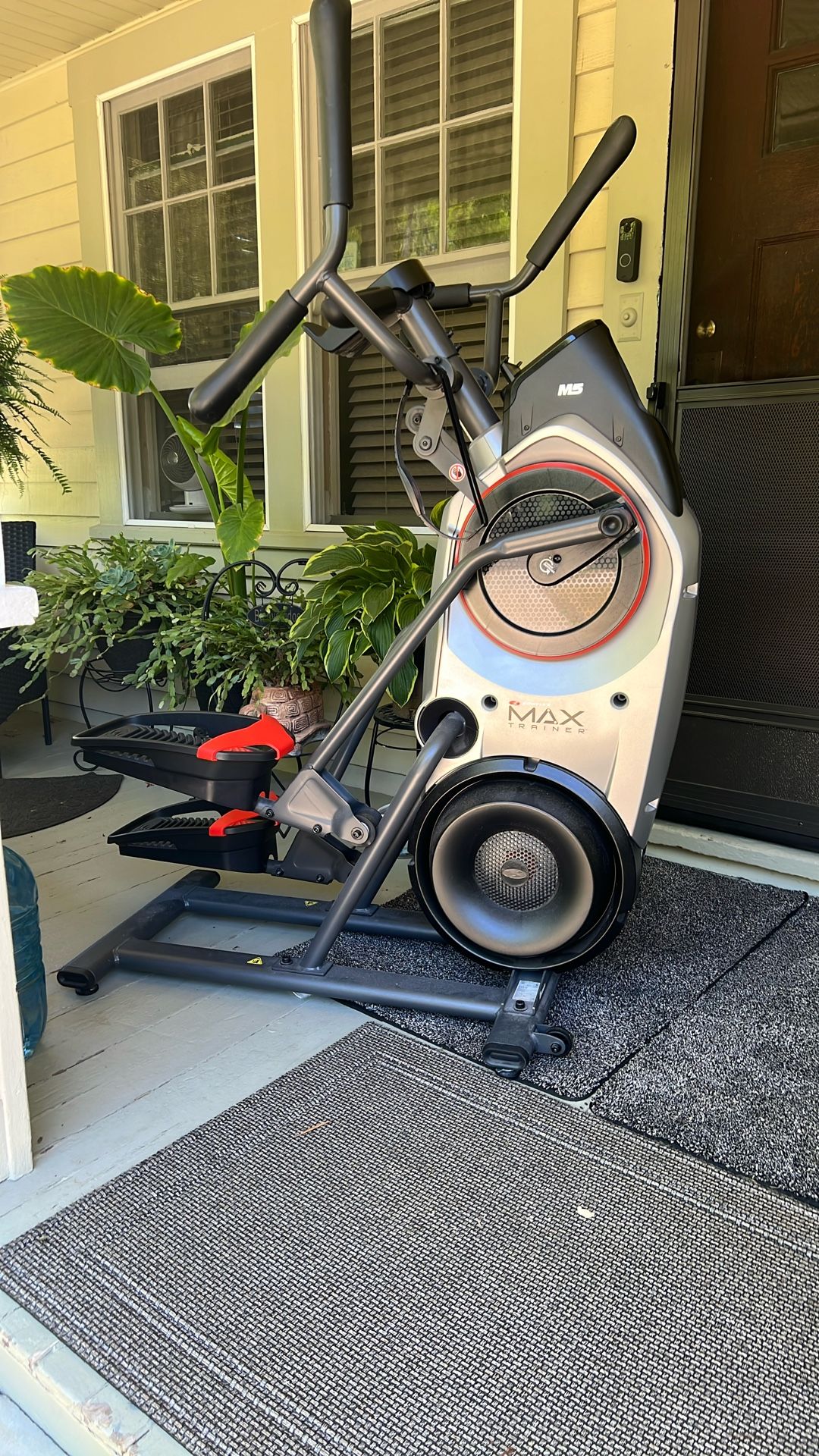 Bow flex Max Trainer M5