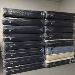 HUGE SAVINGS, QUEEN SEALY INNERSPRING MATTRESS MEDIUM