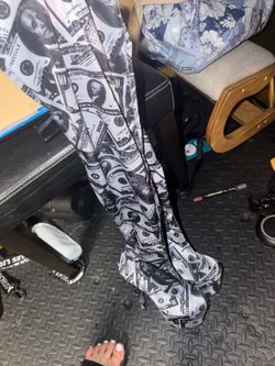 Money heels