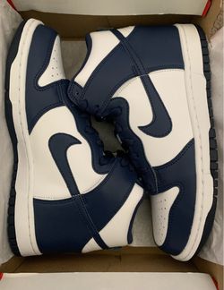 Nike Dunk High  Midnight Navy  Size 6Y / 7.5