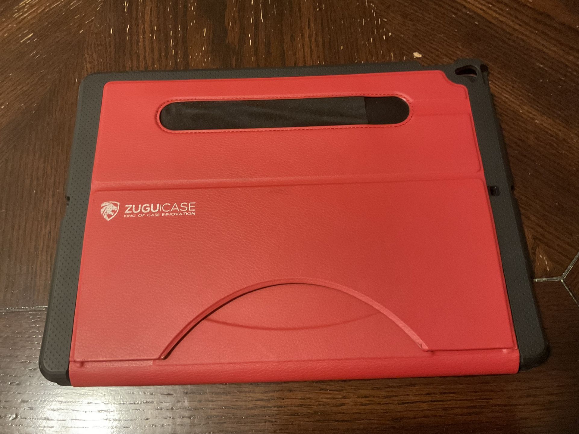 iPad Case- Good Condition 