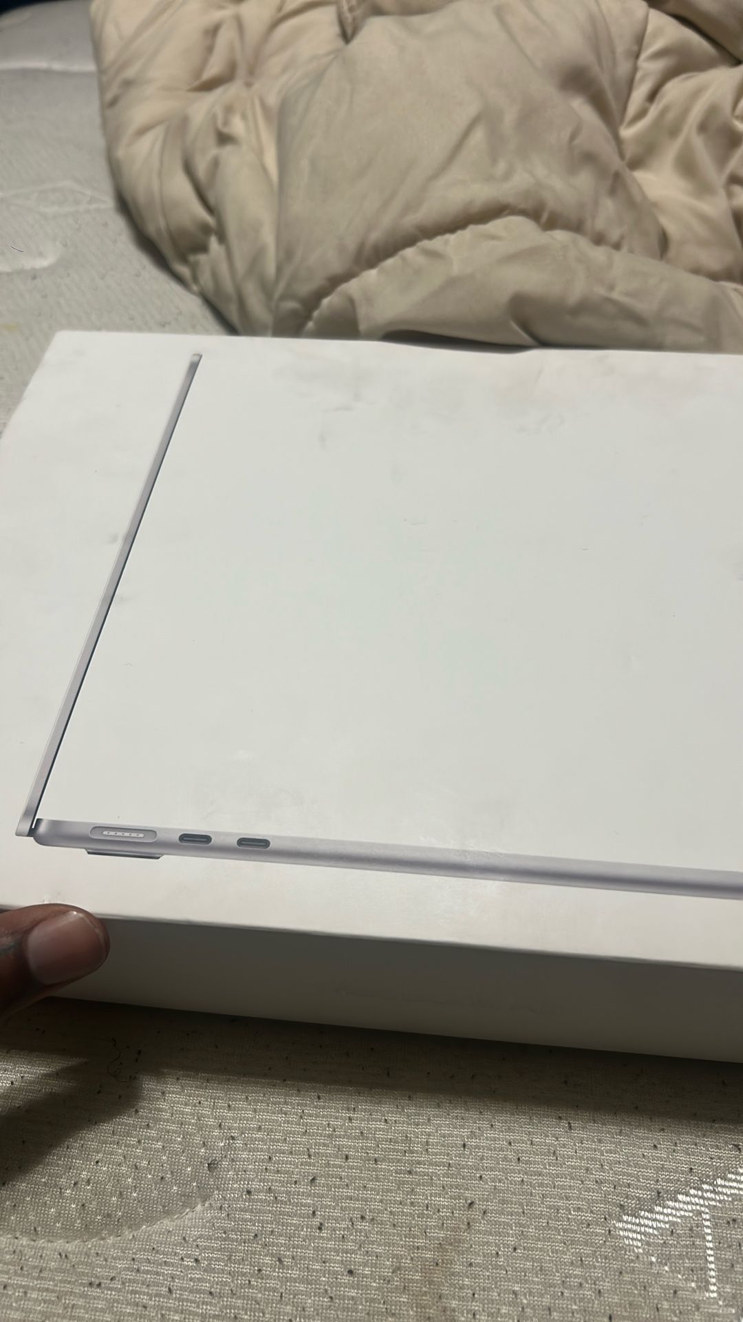 MacBook M2