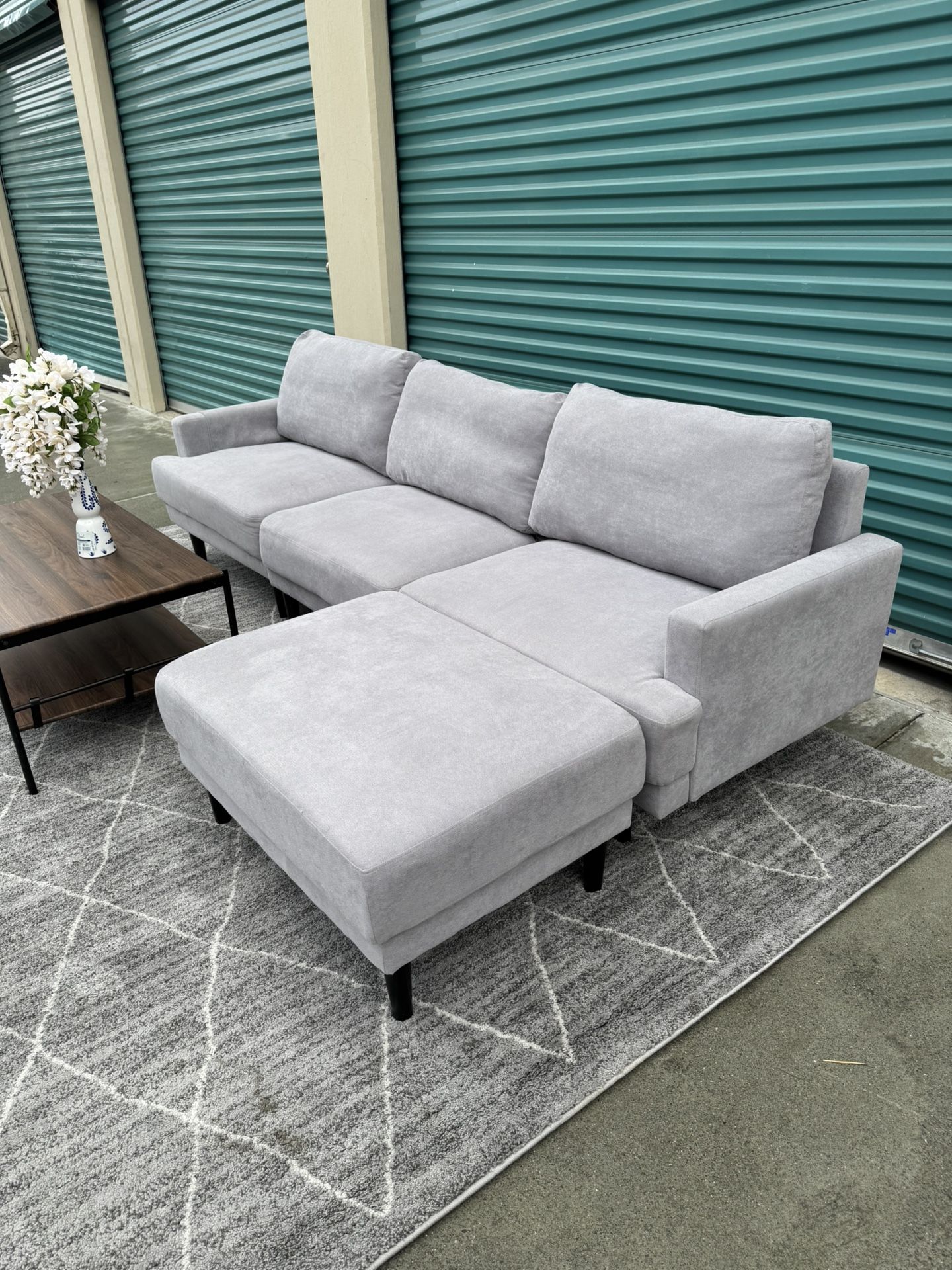 Modern Fabric Sofa L-Shape 3 Seater with Ottoman-104.6"