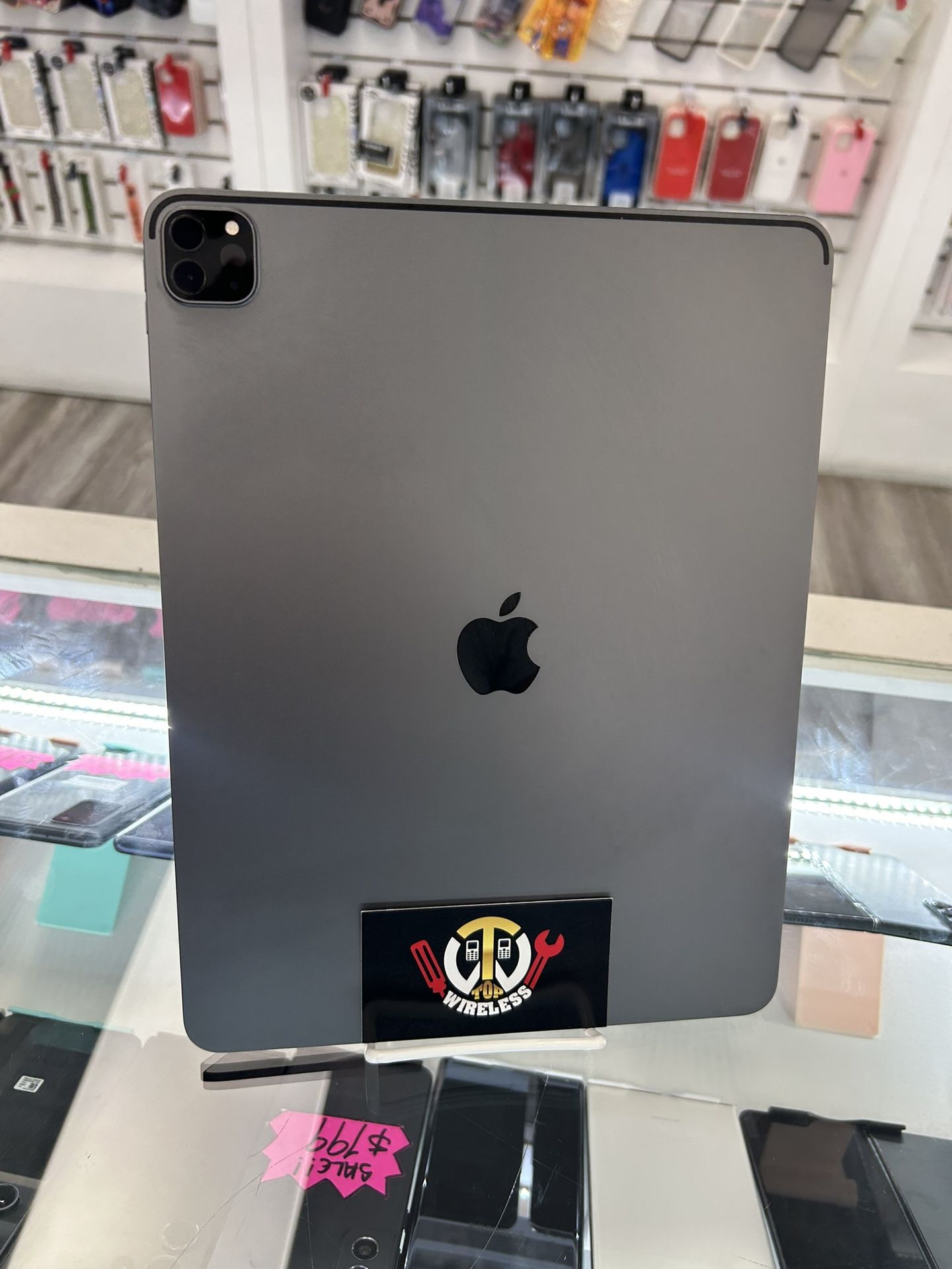 iPad Pro 12.9 Inch 4th Gen 128gb WiFi $50 Down Payment