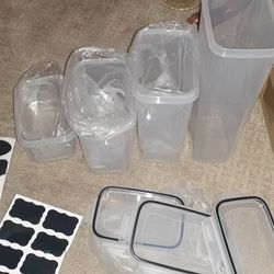 New Set 4 Plastic Storage Containers $15/ Glass Set 3 Round Canisters $15