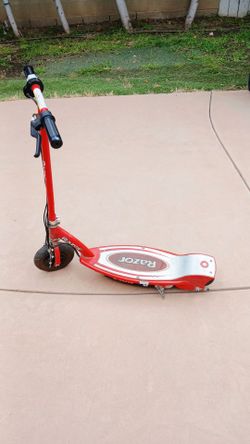 Razor Scooter E100