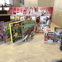 Marvel decor & Collectables